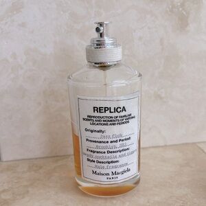 Replica by Maison Margiela Paris jazz club